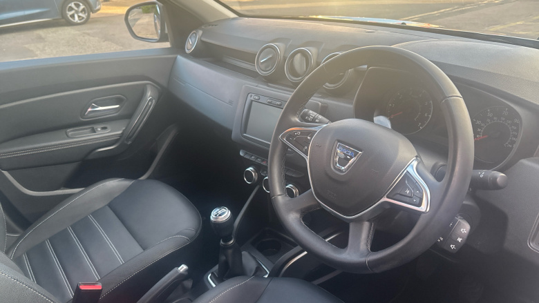 Dacia Duster 1.6 SCe Prestige 5dr Petrol Estate